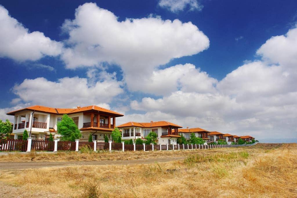 Generaator House Vila Aheloy Exterior foto