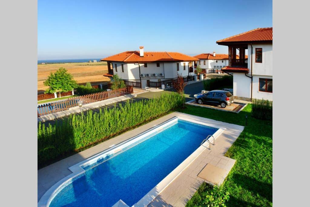 Generaator House Vila Aheloy Exterior foto