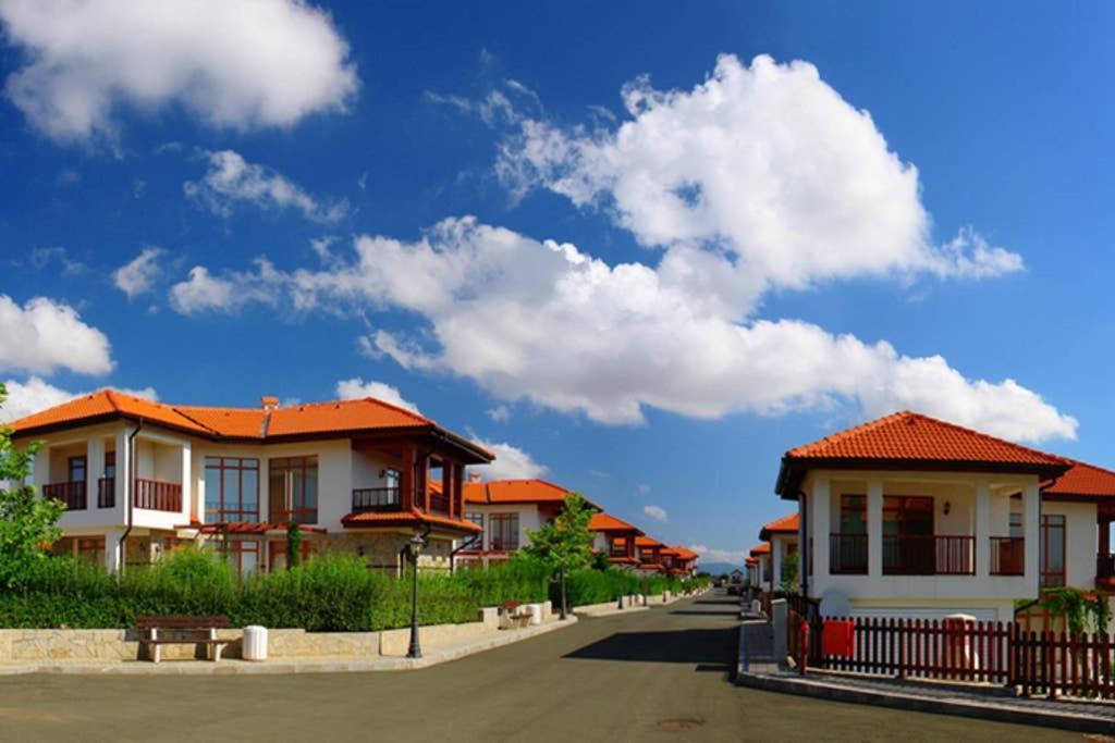 Generaator House Vila Aheloy Exterior foto
